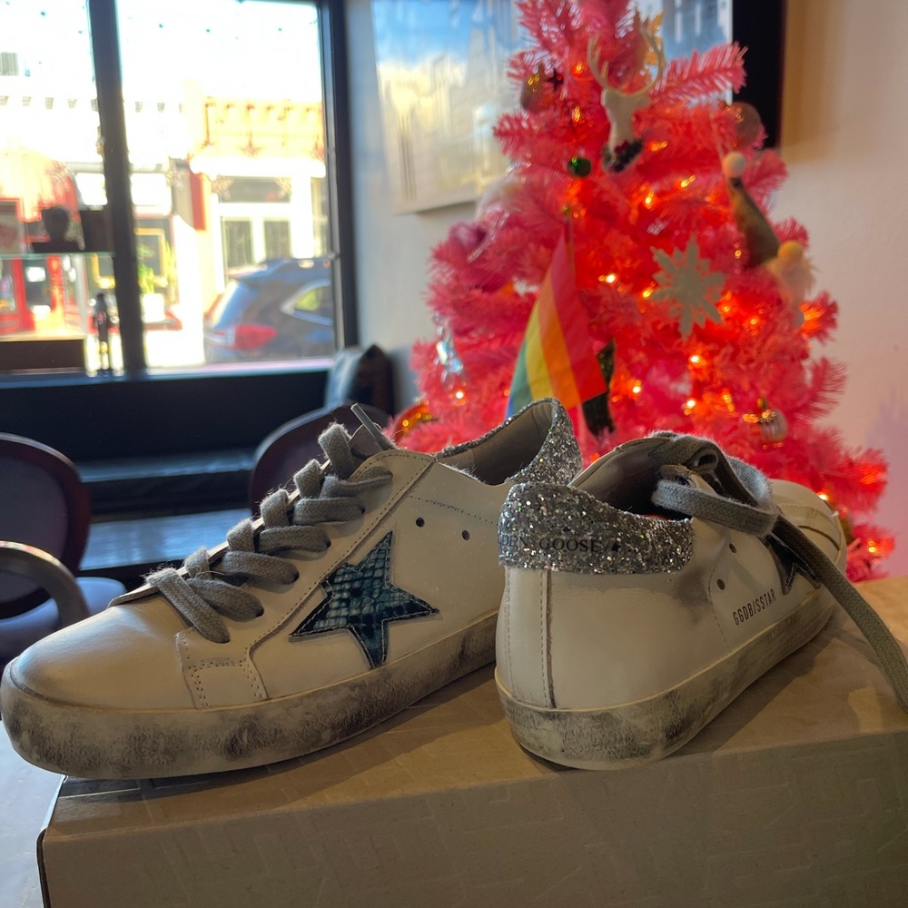 Golden Goose Super Star white with silver glitter new size 8.5